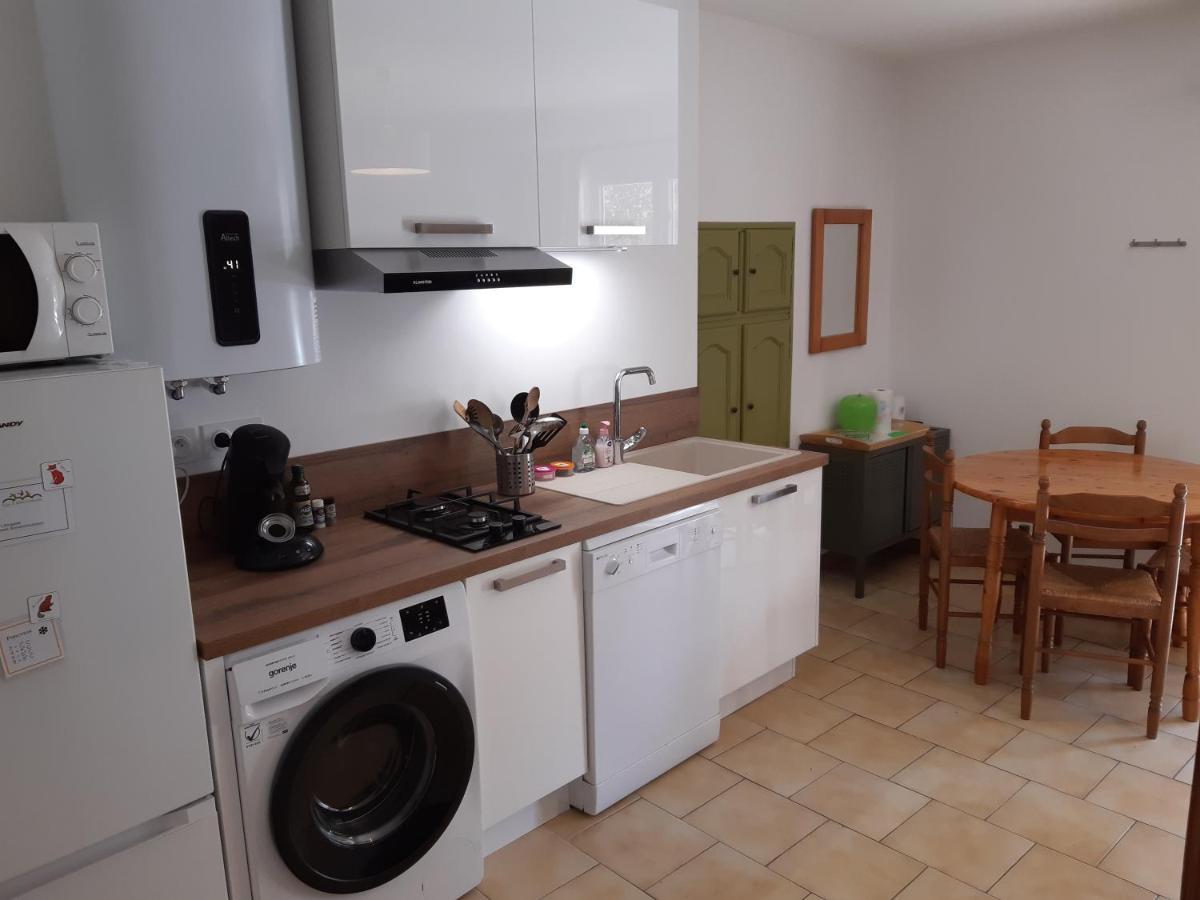 Les 3 Hirondelles Apartment ปอง-แซ็ง-เอสปริ ภายนอก รูปภาพ